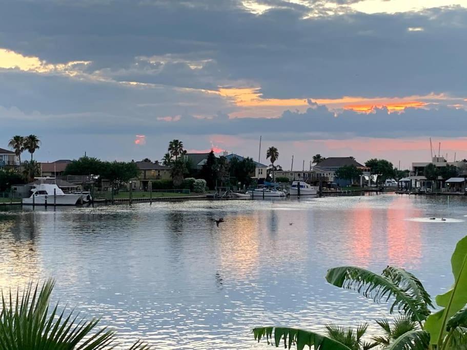 Paradise Lagoon*Bayhouse Fishing*Beach*Dogfriendly Galveston Exterior foto